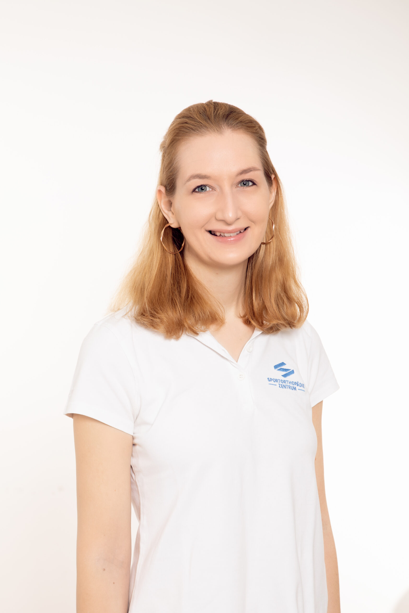 Julianna Szemethy, BA